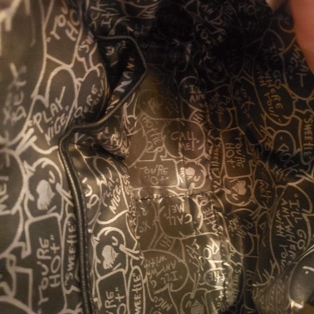 Purse - Picture 4 of 9